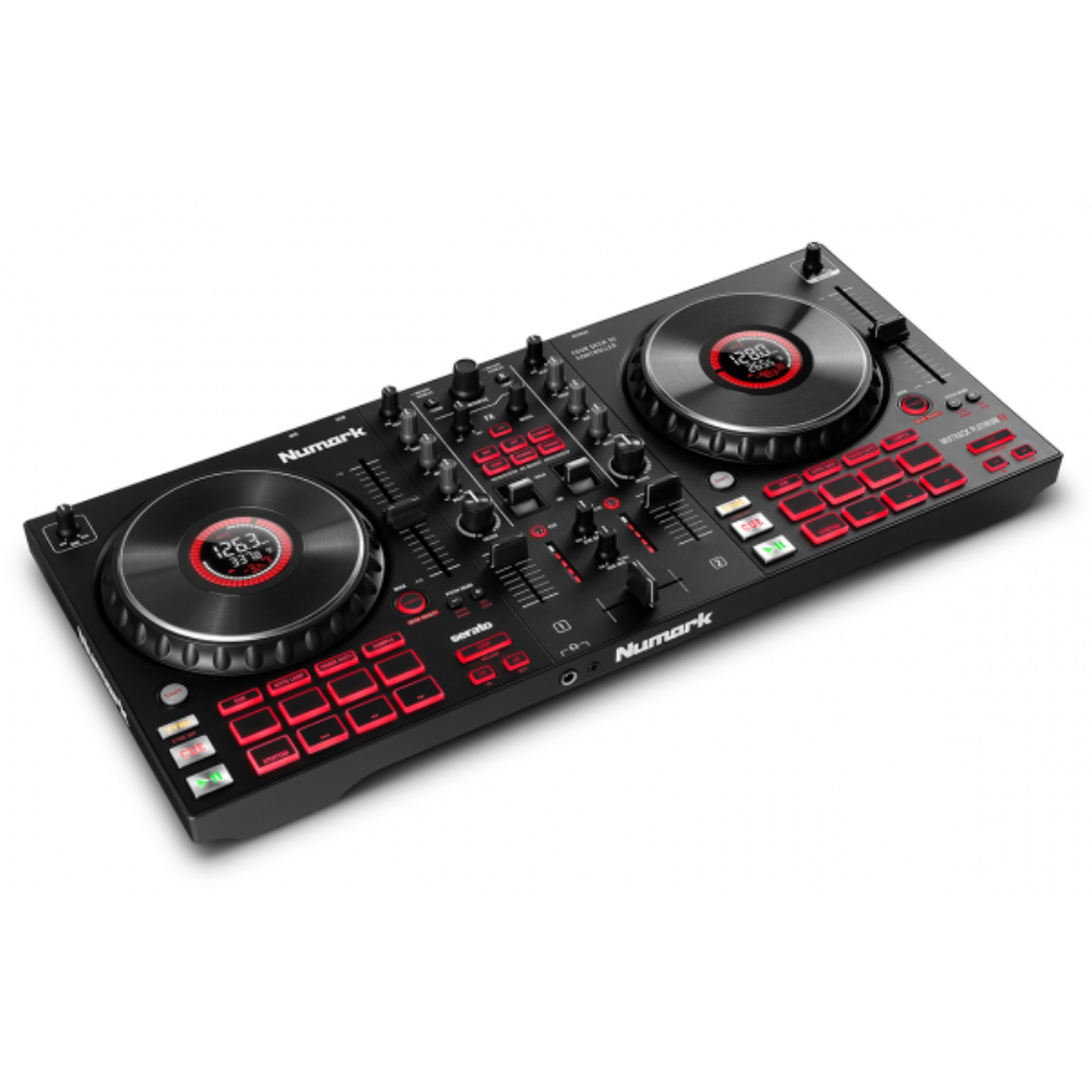 Numark Mixtrack Platinum FX