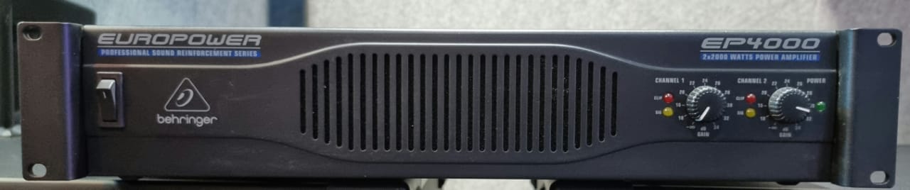 Behringer EP4000 Power Amplifier
