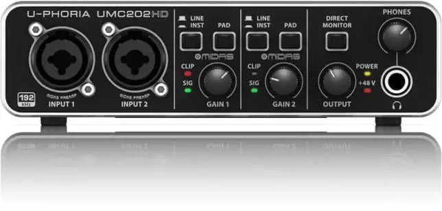 Behringer UMC202HD